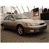 Image 8 : A10 --  1998 LEXUS ES 300, Silver, 235335 KM