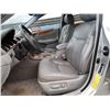 Image 75 : A2 --  2005 LEXUS ES 330, Silver, 240944 KM  "NO RESERVE"