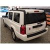Image 22 : G4 --  2007 JEEP COMMANDER , White, 231504 KM