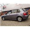 Image 20 : B2 --  2009 KIA SPECTRA SX, Grey, 213381 KM