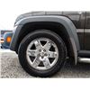 Image 33 : E4 --  2005 JEEP LIBERTY SPORT 4X4 , Grey, 257422 KM
