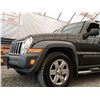 Image 36 : E4 --  2005 JEEP LIBERTY SPORT 4X4 , Grey, 257422 KM