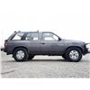 Image 13 : 0C --  1991 NISSAN PATHFINDER 4X4, Silver, 201511 KM "NO RESERVE"