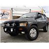 Image 3 : 0C --  1991 NISSAN PATHFINDER 4X4, Silver, 201511 KM "NO RESERVE"