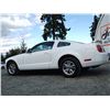 Image 26 : 0B --  2005 FORD MUSTANG , White, 35993 KM "NO RESERVE"