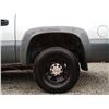 Image 26 : A1 --  2001 CHEVROLET SUBURBAN 2500 4X4, White, 249202 KM  "NO RESERVE"