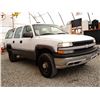 Image 8 : A1 --  2001 CHEVROLET SUBURBAN 2500 4X4, White, 249202 KM  "NO RESERVE"