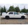 Image 23 : 0F --  2005 FORD CROWN VICTORIA INTERCEPTOR X-POLICE, White, 257424 KM  "NO RESERVE"
