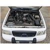 Image 62 : 0F --  2005 FORD CROWN VICTORIA INTERCEPTOR X-POLICE, White, 257424 KM  "NO RESERVE"