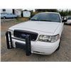 Image 7 : 0F --  2005 FORD CROWN VICTORIA INTERCEPTOR X-POLICE, White, 257424 KM  "NO RESERVE"