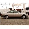 Image 10 : A10 --  1998 LEXUS ES 300, Silver, 235335 KM