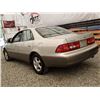 Image 19 : A10 --  1998 LEXUS ES 300, Silver, 235335 KM