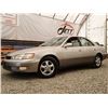 Image 1 : A10 --  1998 LEXUS ES 300, Silver, 235335 KM