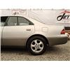 Image 27 : A10 --  1998 LEXUS ES 300, Silver, 235335 KM