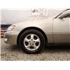 Image 29 : A10 --  1998 LEXUS ES 300, Silver, 235335 KM