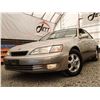 Image 3 : A10 --  1998 LEXUS ES 300, Silver, 235335 KM