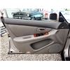 Image 75 : A10 --  1998 LEXUS ES 300, Silver, 235335 KM