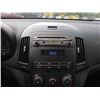 Image 90 : B3 --  2010 HYUNDAI ELANTRA TOURING GLS, Red, 163201 KM