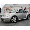 Image 1 : B2 --  2000 VW BEETLE GLX, Silver, 197825 KM