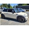 Image 14 : A2 --  2009 MINI COOPER S, White, 153452 KM  "NO RESERVE"