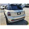 Image 28 : A2 --  2009 MINI COOPER S, White, 153452 KM  "NO RESERVE"