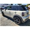 Image 30 : A2 --  2009 MINI COOPER S, White, 153452 KM  "NO RESERVE"
