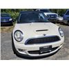 Image 8 : A2 --  2009 MINI COOPER S, White, 153452 KM  "NO RESERVE"