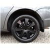 Image 26 : B5 --  2006 TOYOTA MATRIX XR, Grey, 299999 TMU KM