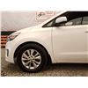 Image 38 : E1 --  2015 KIA SEDONA LX, White, 158627 KM