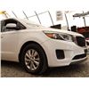 Image 43 : E1 --  2015 KIA SEDONA LX, White, 158627 KM