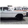 Image 31 : 0ZB -- 1973 MERCEDES 280 SEDAN, WHITE, 00902 KMS TMU 5 DIG ODO