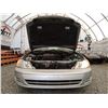 Image 43 : A3 --  2002 TOYOTA AVALON XL, Grey, 326000 KM  "NO RESERVE'