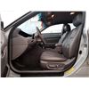 Image 75 : A3 --  2002 TOYOTA AVALON XL, Grey, 326000 KM  "NO RESERVE'