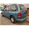Image 37 : I1 --  1996 DODGE CARAVAN, Blue, 210272 KM