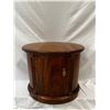 Image 1 : Oval Drum Table