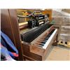 Image 7 : Antique Williams New Scale Upright Piano - Old Fashioned Player Piano