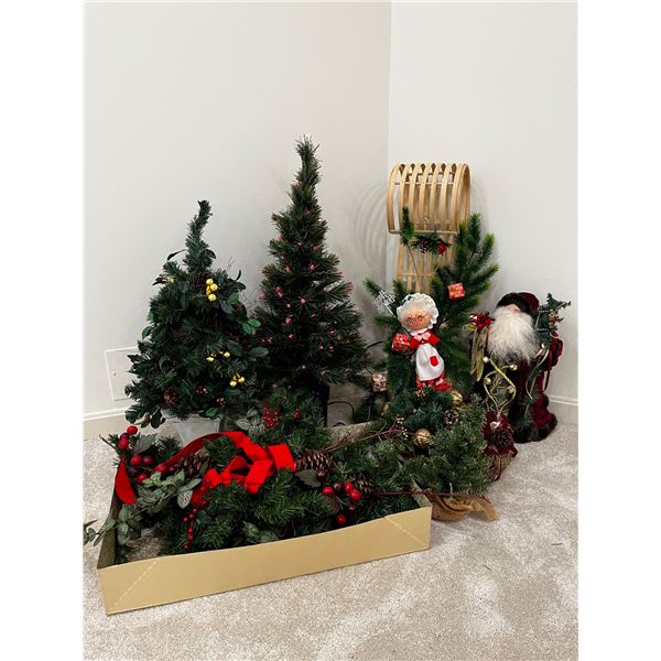 Christmas Décor Lot