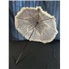 Image 1 : Vintage Parasol Umbrella