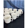 Image 3 : White Mug Set