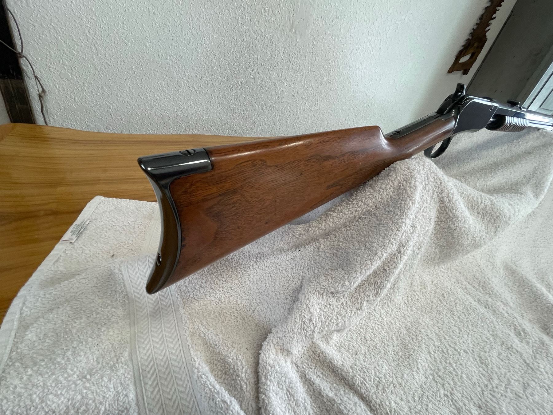 WINCHESTER .22 OCTAGONAL BARREL MODEL 1890 SLIDE ACTION REPEATING RIFLE