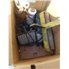 Image 2 : BOX OF WACKER TOOL, SKILSAW, SHOPLIGHT AND MORE
