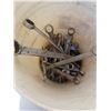 Image 2 : BUCKET OF WRENCHES
