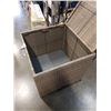 Image 2 : RATTAN PATIO STORAGE BOX 30" X 30" X 29"