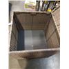Image 4 : RATTAN PATIO STORAGE BOX 30" X 30" X 29"