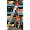 Image 2 : FEATHERLITE 6 RUNG ALUMINUM A FRAME LADDER