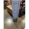Image 2 : 6 FOOT TALL 6 DOOR LOCKER