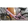Image 2 : PINK REVOLUTION BIKE