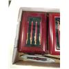 Image 2 : TRAY OF CASED PEN SETS AND PENS