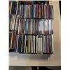 Image 2 : TRAY OF COLLECTIBLES AND LOT OF CDS