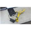 Image 2 : 2 BATHROOM SCALES WITH ROUTER AND VTECH CORDLESS PHONESET